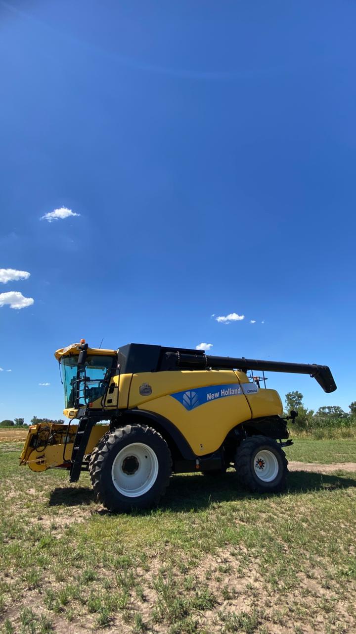 New Holland CR 9060